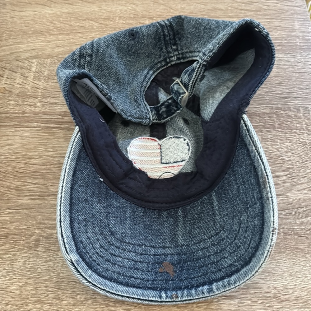 Hat - Picture 2 of 2